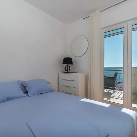 Okrug Gornji 8 Lejlighed